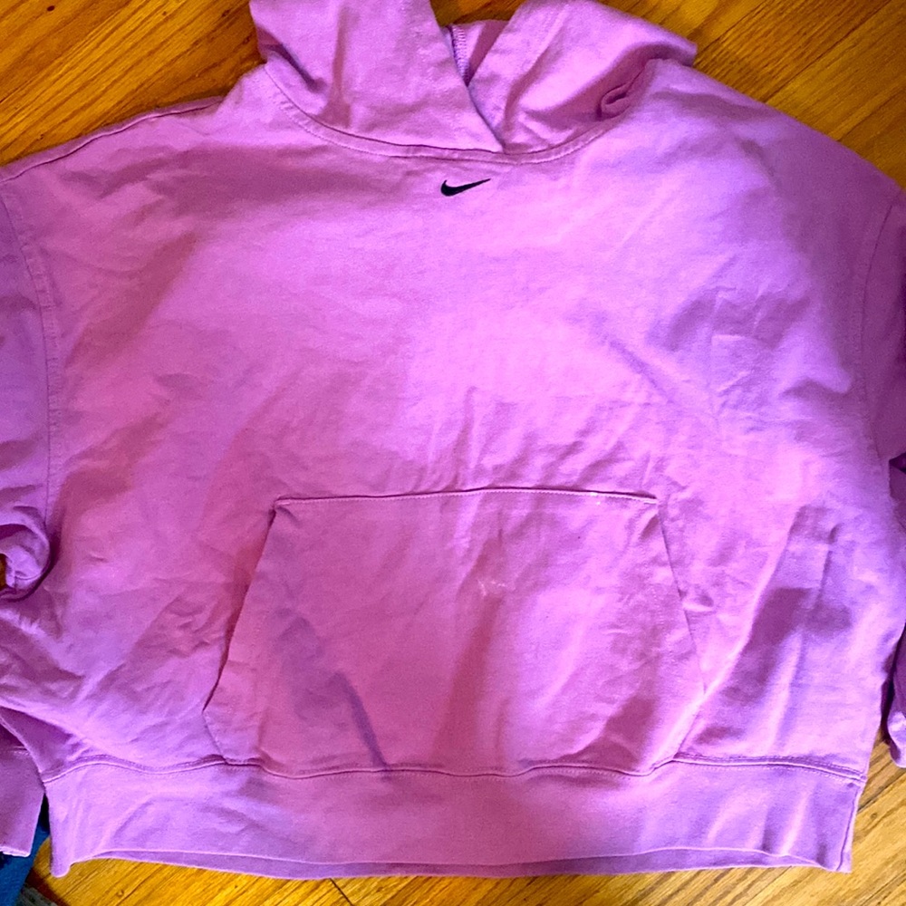 Nike woman sweaters. Size M